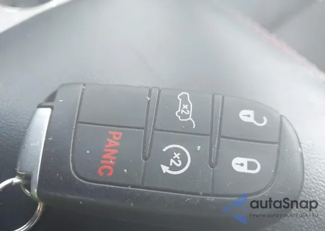 2019 Jeep Grand Cherokee Trailhawk 4X4 z USA, uszkodzony, nr VIN 1C4RJFLG4KC584629